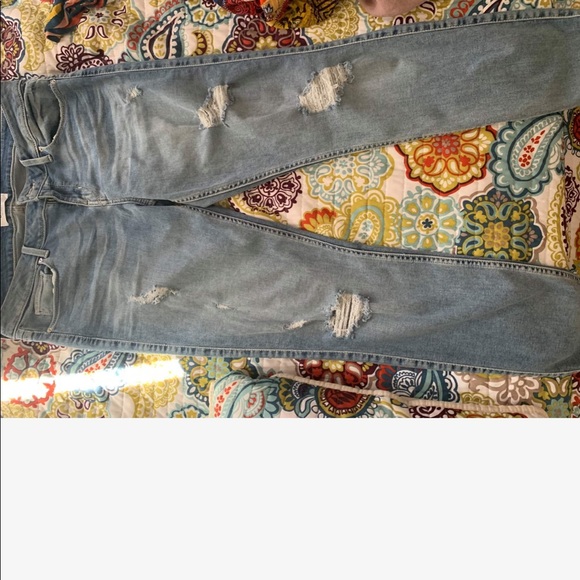 Guess women’s low waist distressed blue jeans - Picture 2 of 4